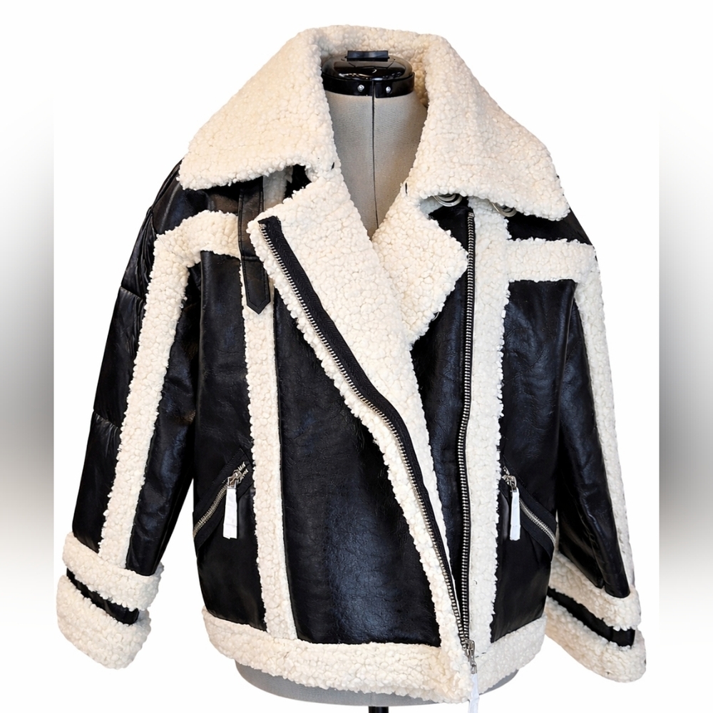 NVLT Women's Black & White Vegan Leather Shearling Fuzzy Coat Jacket Size S/M - Picture 2 of 16